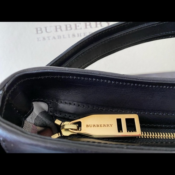 Burberry Dutton Bridle Handbag Black Nova Check - Picture 8 of 13